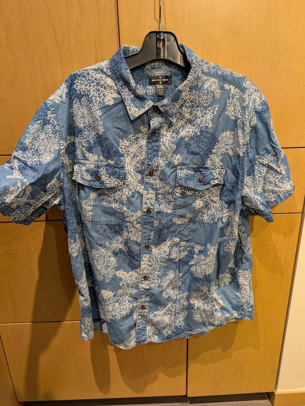 Target Houston White Men's Blue Floral Short Sleeve Button-Down Shirt